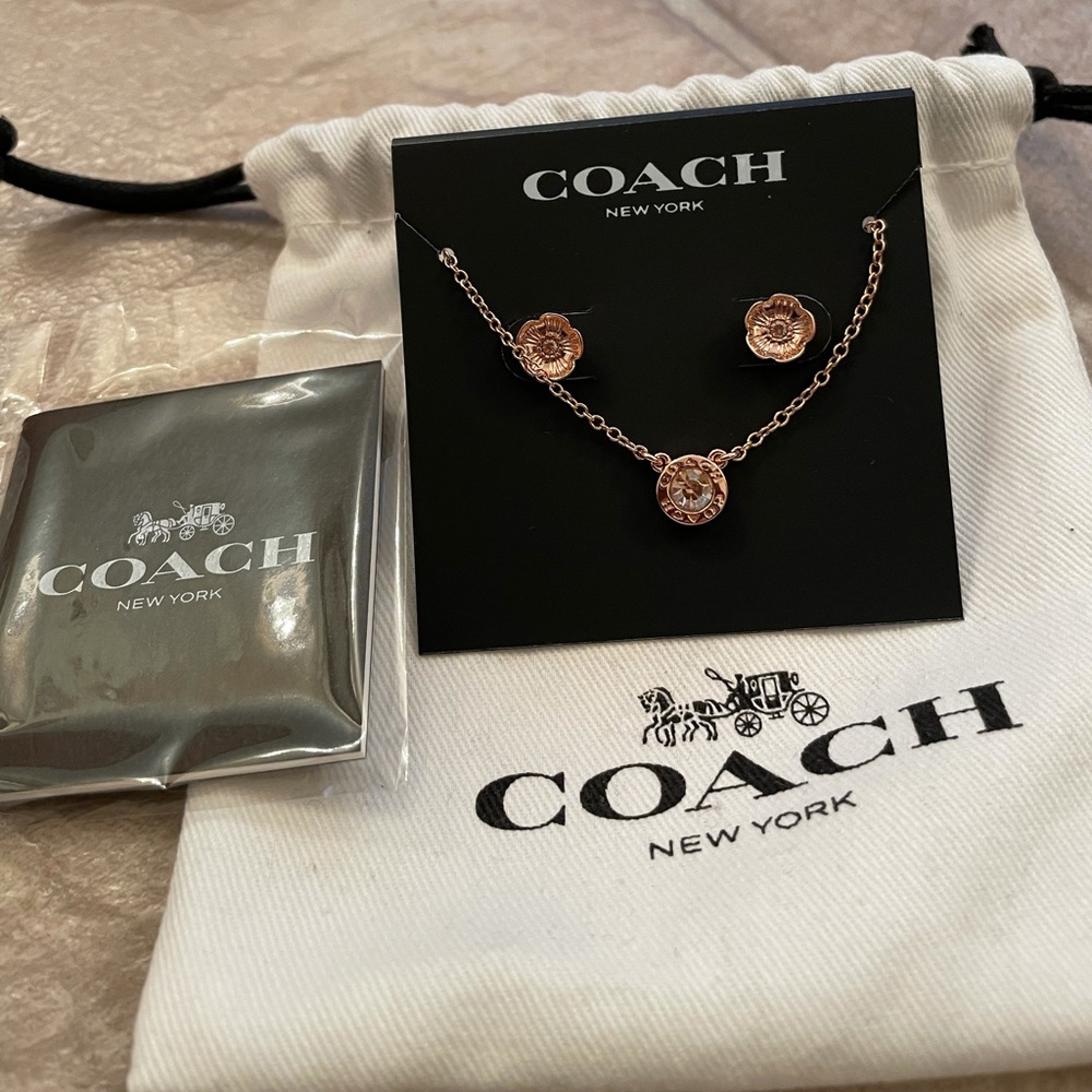 Coach Rose Gold Jewelry set